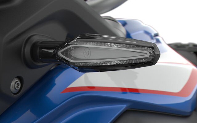 Na zdjęciu: kierunkowskazy LED w F 850 GS.