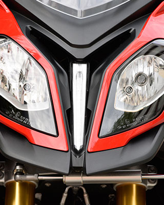 Przód S 1000 XR o wyrazistym charakterze