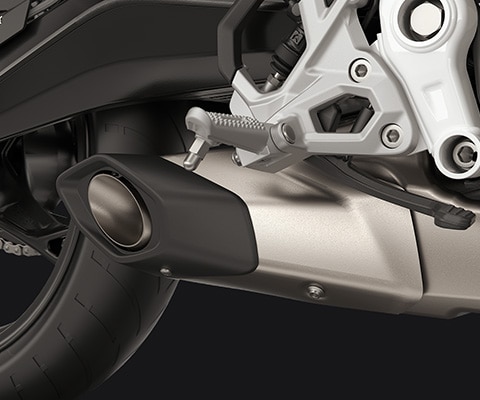Tłumik typu „underbelly” w modelu F 450 R marki BMW Motorrad