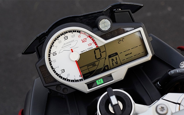 Wielofunkcyjna tablica przyrządów S 1000 R.
