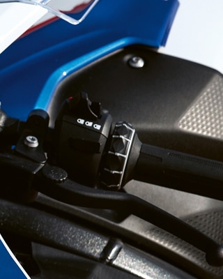 Multisterowanie BMW RR na kierownicy