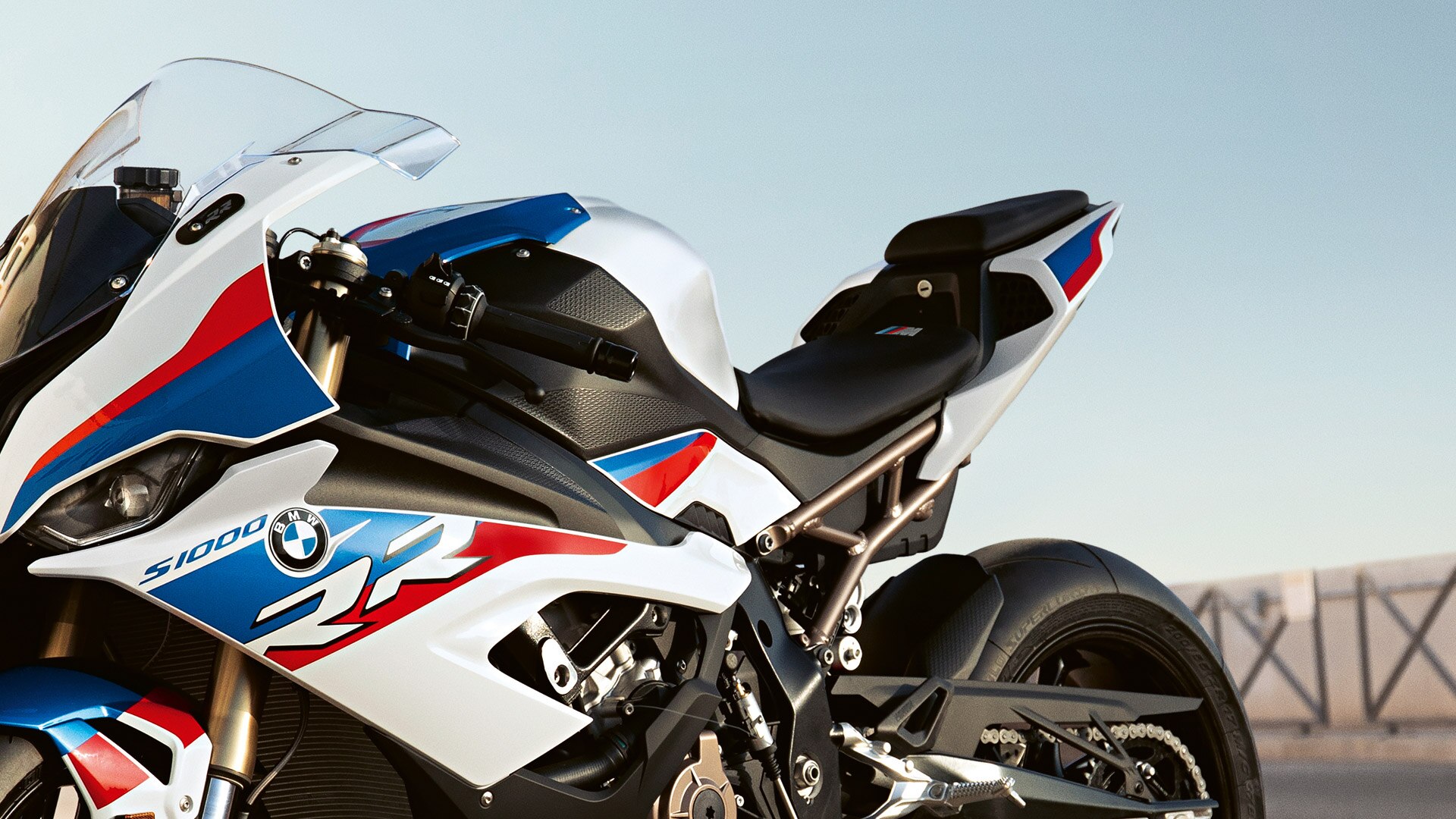 Fotel sportowy M nowego BMW RR