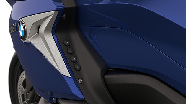 Cztery numerowane przyciski ulubionych.