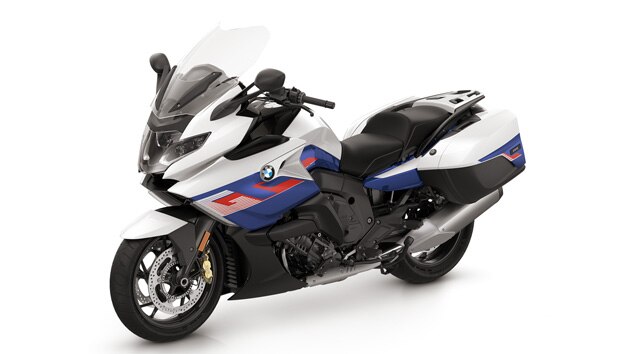 K 1600 GT w kolorach Lightwhite uni / Racingblue metallic / Racingred uni.