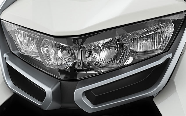 Full-LED headlamp C 400 GT